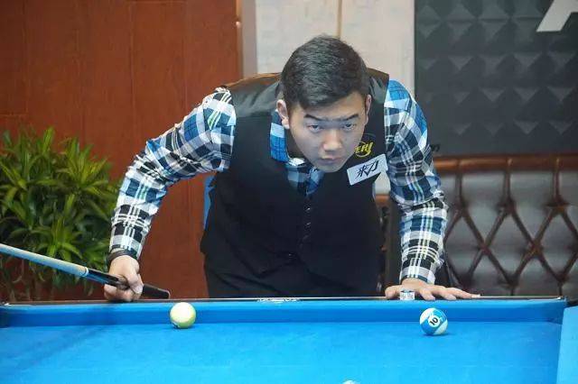 南京踢徐州 南京踢徐州